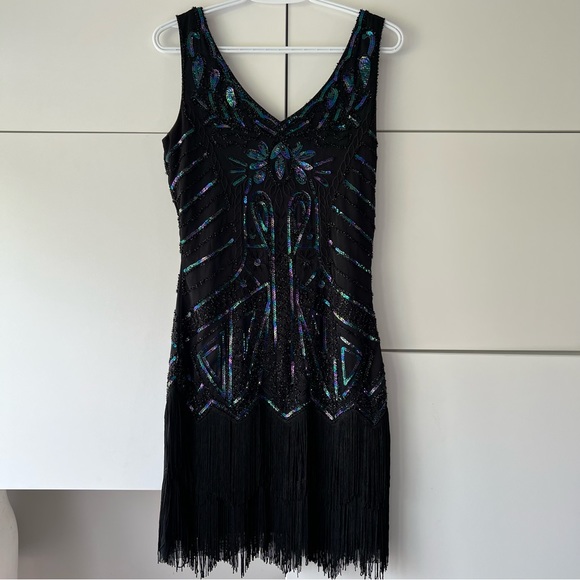 BABEYOND 1920s Flapper VNeck Sequin Beaded Roaring 20s Gatsby Fringe Party Dress - Picture 3 of 11